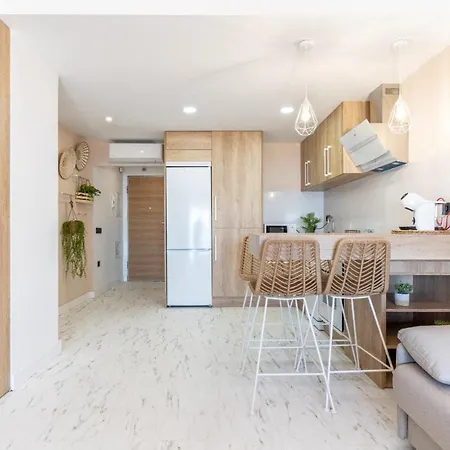 Expoholidays- Paseo Maritimo Apartment Almeria